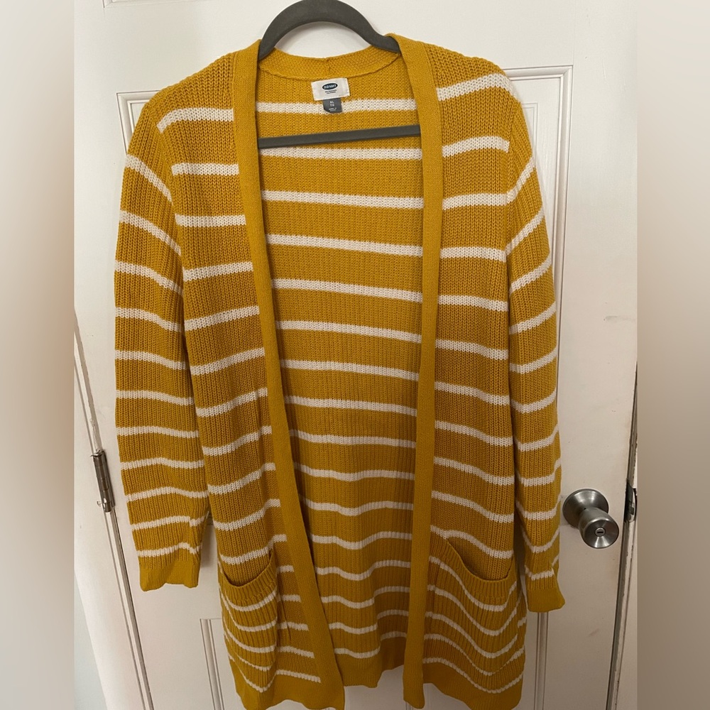 Long open line cardigan old navy size XL extra large gold mustard color